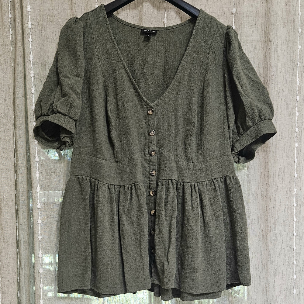Green Button-Up Women's Top